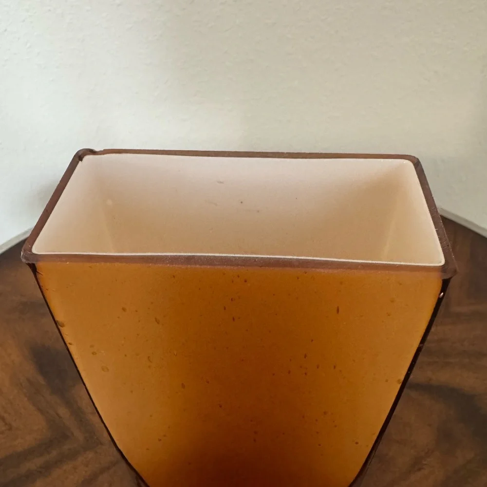 Elegant Italian Cased Amber Hand Blown Glass Vase 8 1/4 Inches - Picture 5 of 10